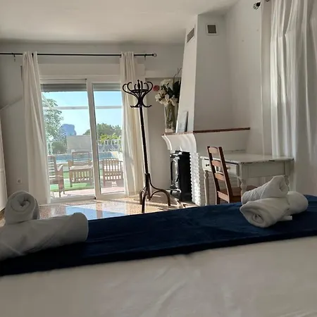 Corralets Holiday home *